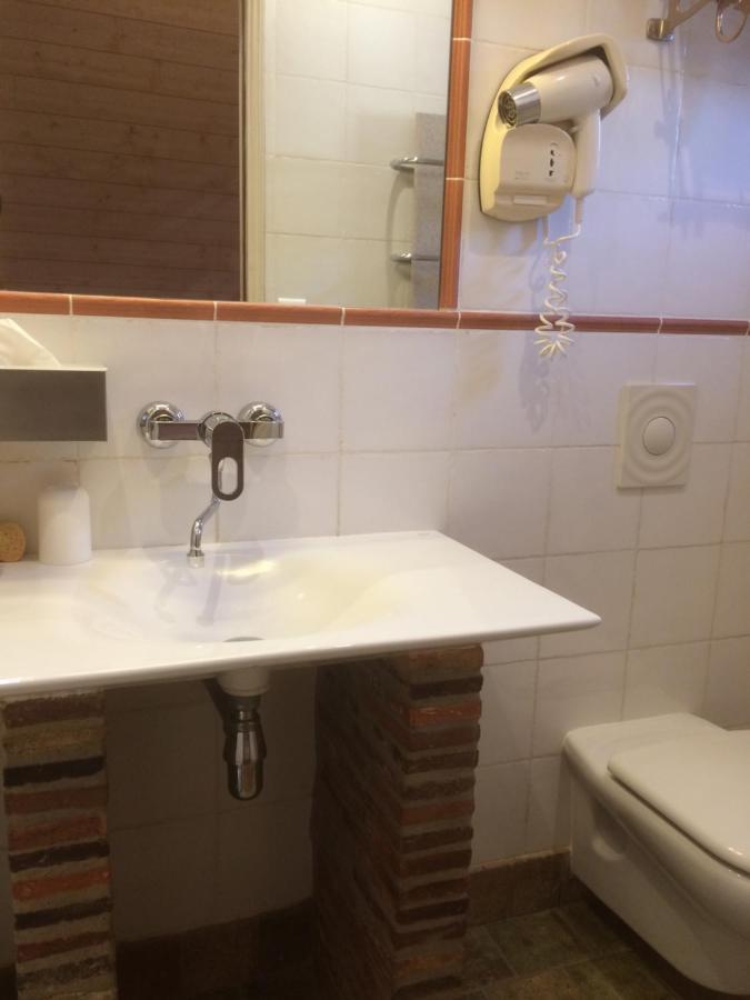 Bed and Breakfast La Ferme Au Colombier Neron Екстер'єр фото