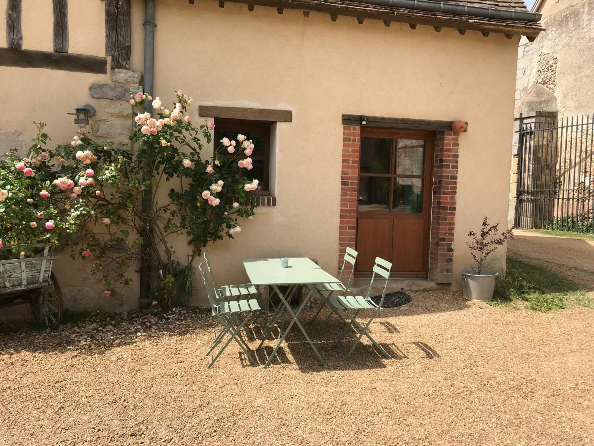 Bed and Breakfast La Ferme Au Colombier Neron Екстер'єр фото
